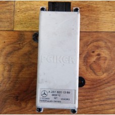 Усилитель сигнала антены Mercedes GL X164 A2518201389
